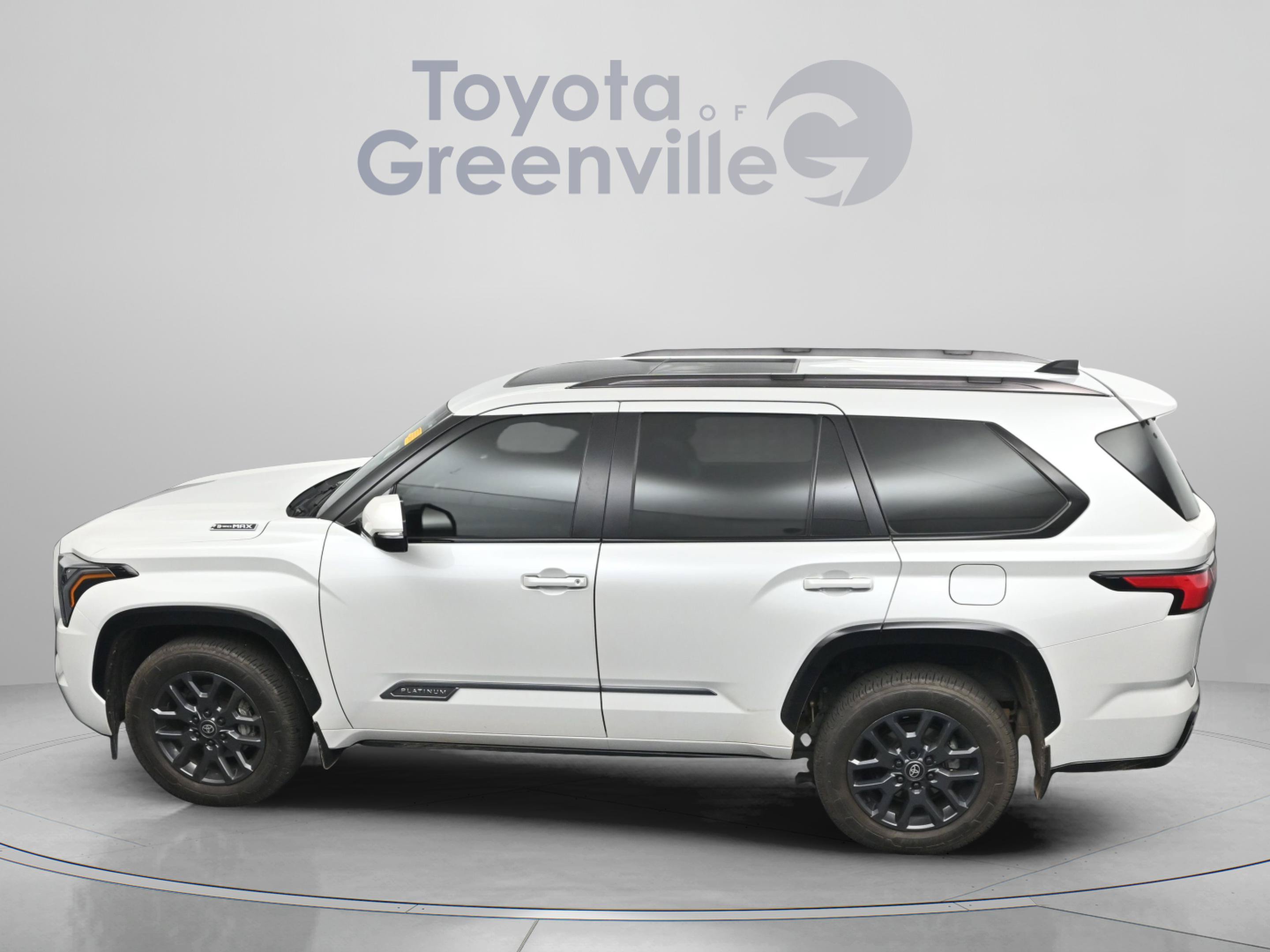 Certified 2025 Toyota Sequoia Platinum AWD/4WD image 5
