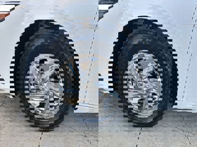 New 2026 Hyundai Elantra SE image 39