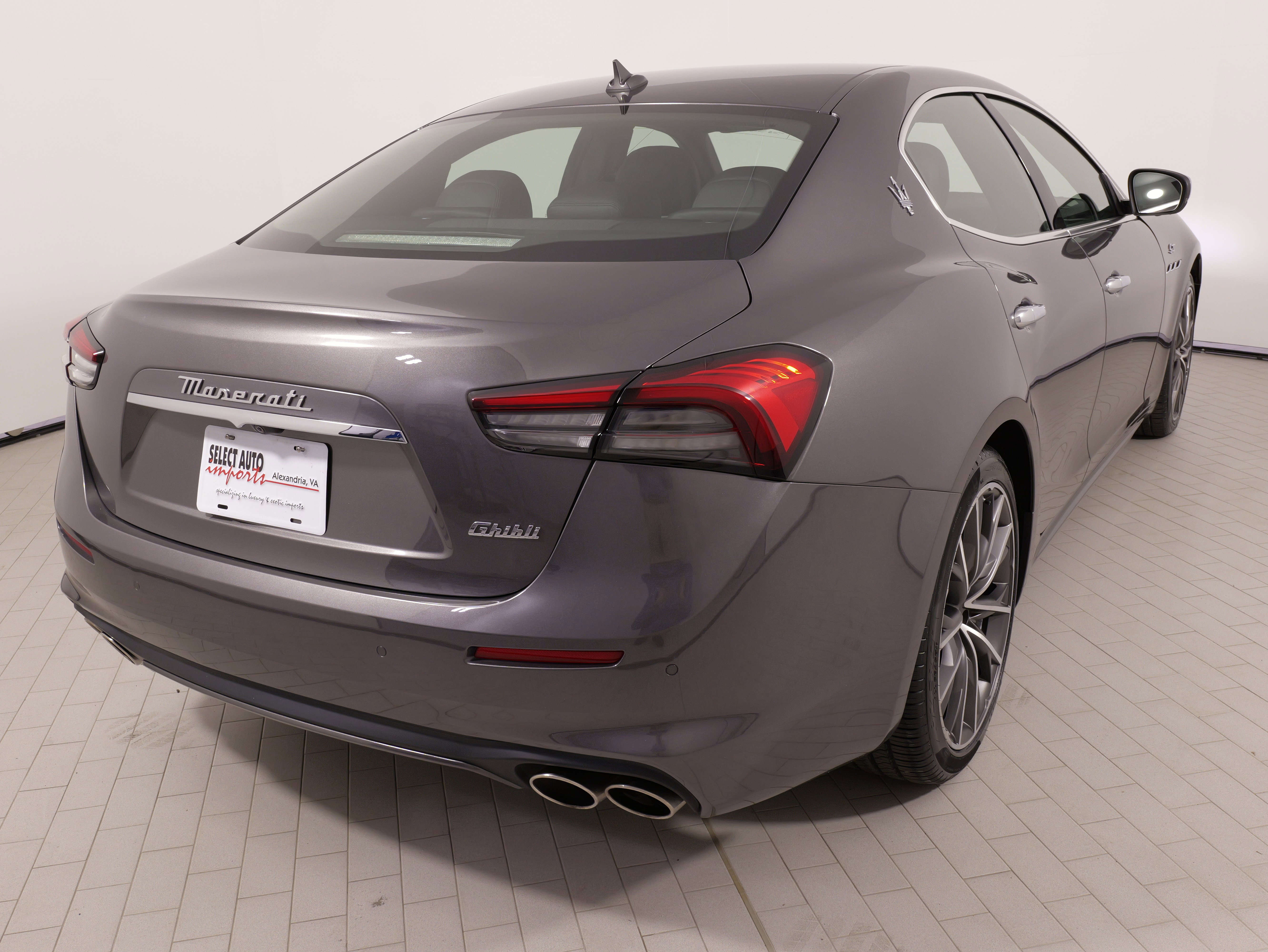 Used 2023 Maserati Ghibli GT image 12