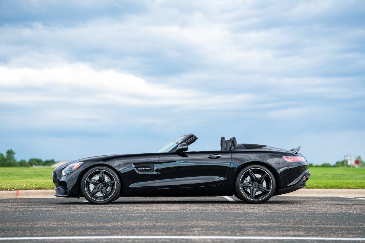 Used 2019 Mercedes-Benz AMG GT Roadster image 22