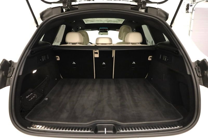 Used 2023 Mercedes-Benz GLC 300 4MATIC image 33