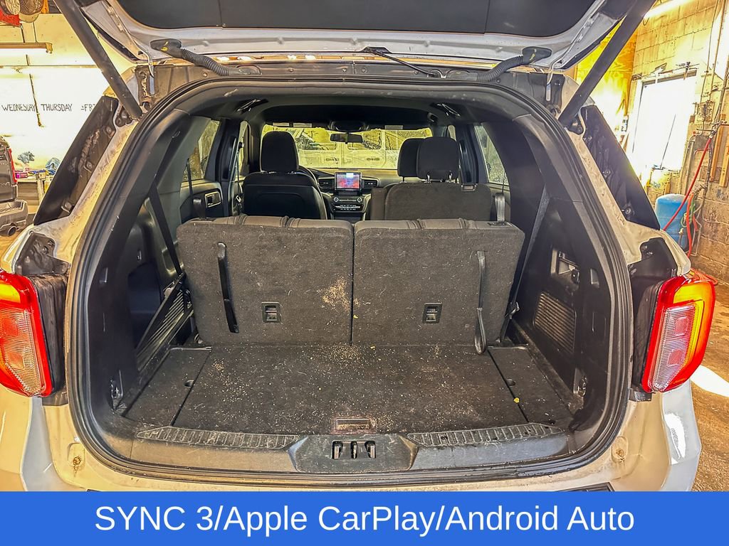 Used 2020 Ford Explorer XLT w/ Comfort Package image 9