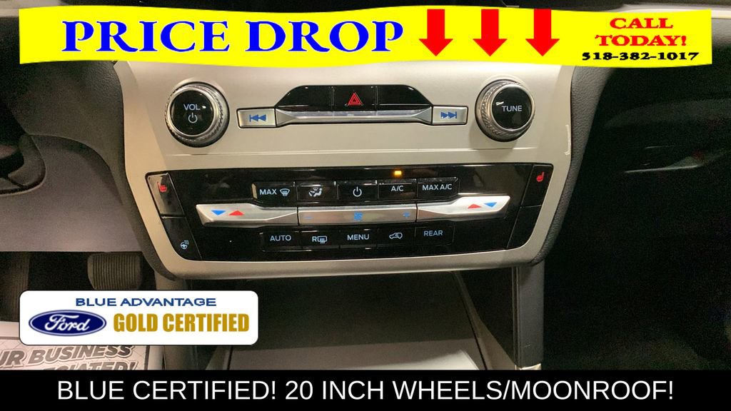 Certified 2022 Ford Explorer XLT w/ Equipment Group 202A AWD/4WD image 40