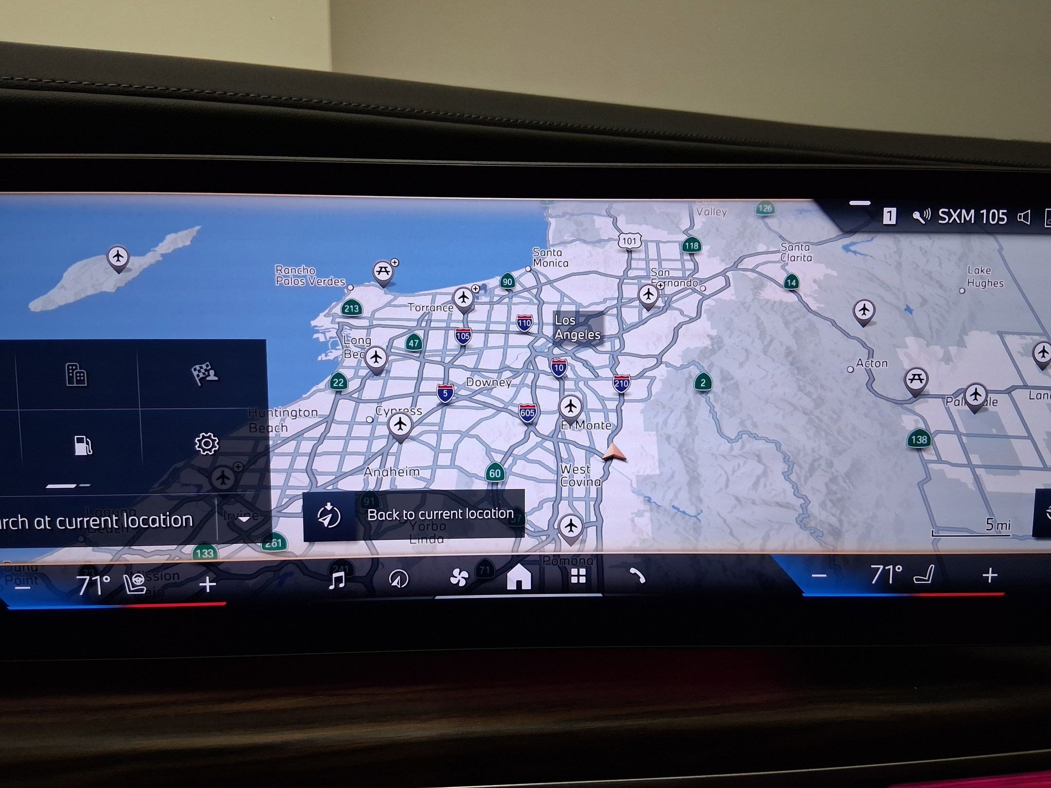 Used 2023 BMW 740i image 25