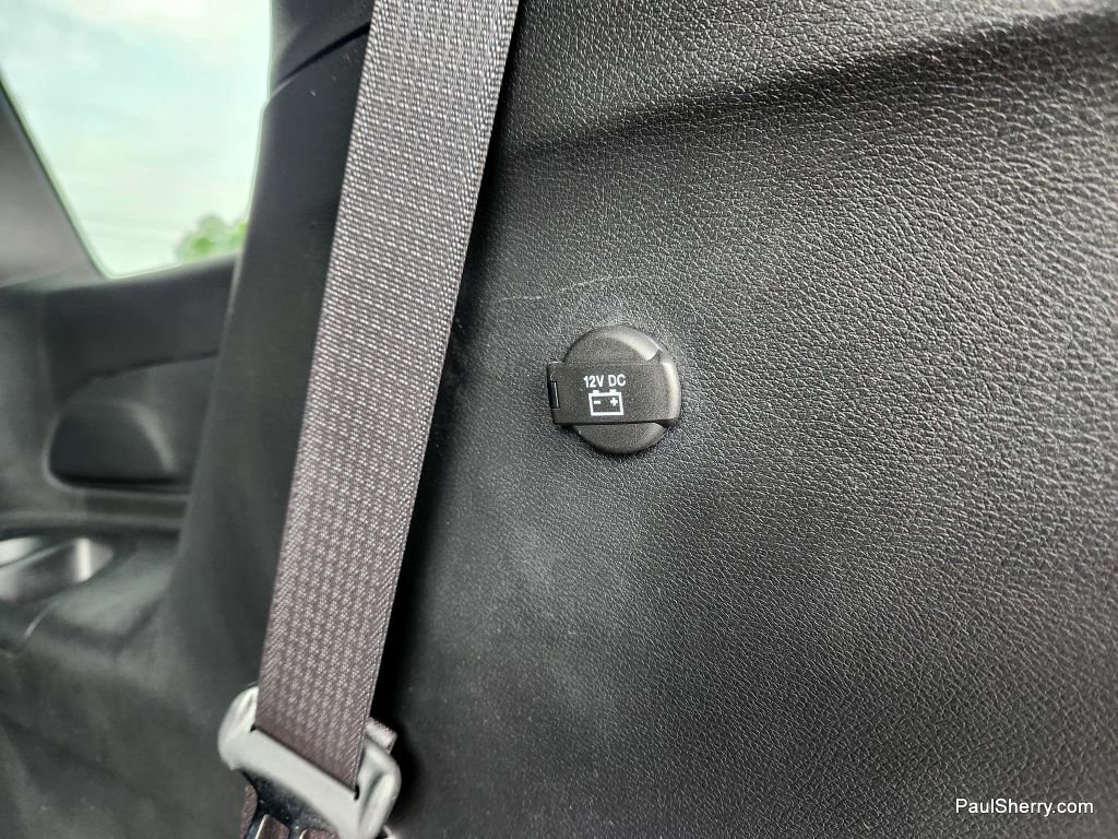 New 2025 Chrysler Voyager LX image 34