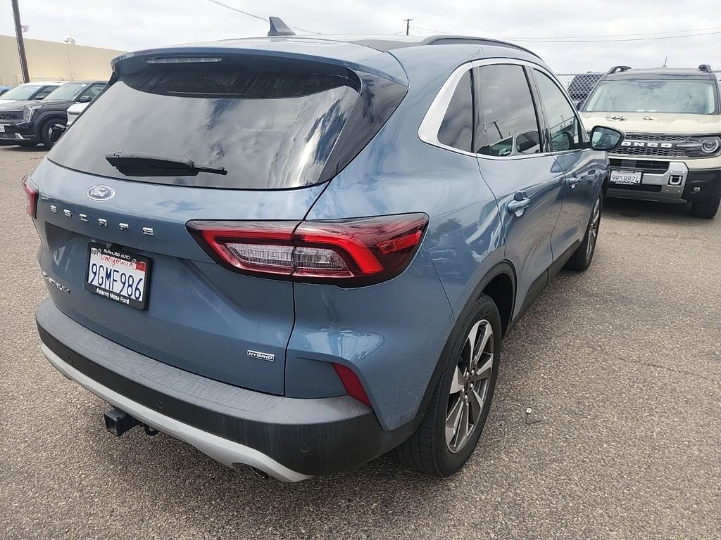 Used 2023 Ford Escape Platinum w/ Class II Trailer Tow Package FWD image 12