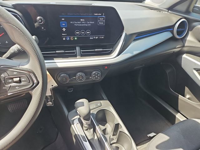 Used 2026 Chevrolet Trax LS FWD image 11