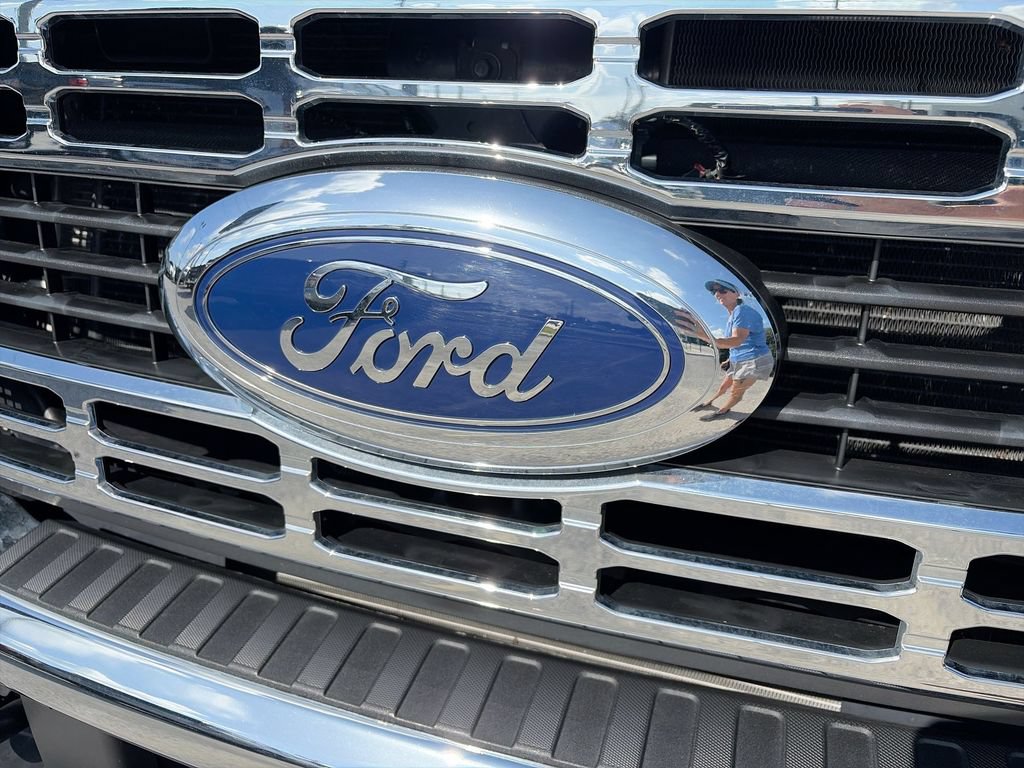 Used 2025 Ford F250 XLT AWD/4WD image 39