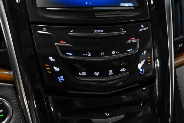 Used 2015 Cadillac Escalade Luxury AWD/4WD image 32