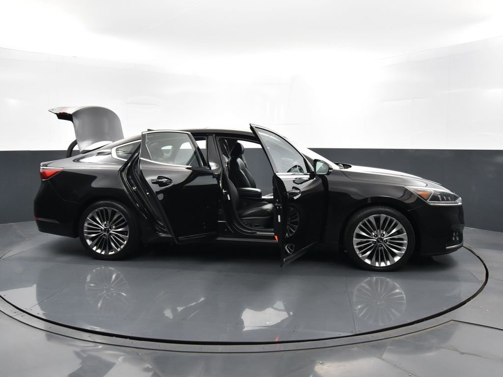 Used 2018 Kia Cadenza Limited image 44