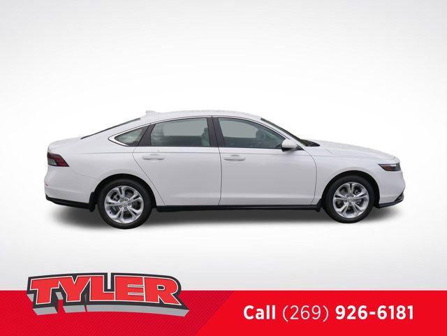 New 2025 Honda Accord LX image 9