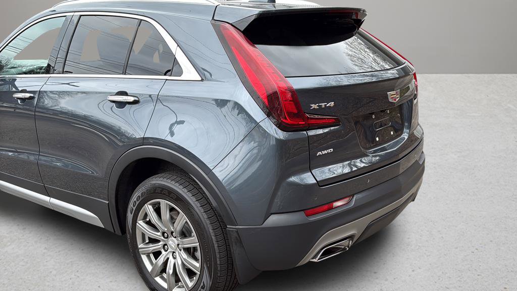 Used 2019 Cadillac XT4 Premium Luxury w/ Cold Weather Package image 13