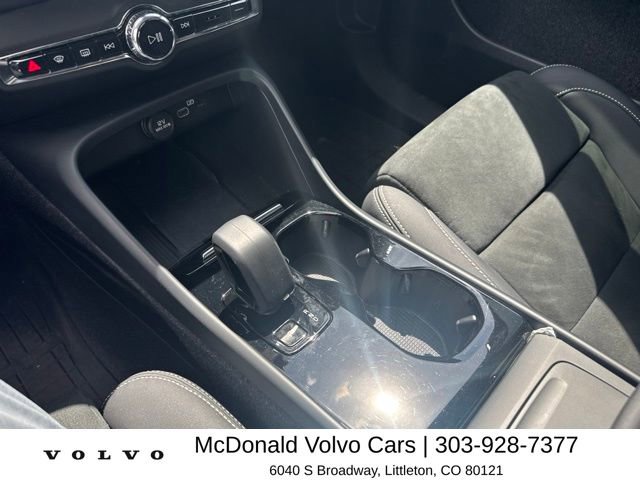 Used 2023 Volvo C40 P8 Recharge Plus AWD/4WD image 8