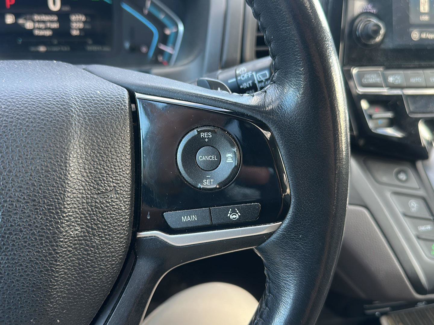 Used 2018 Honda Odyssey Touring image 16