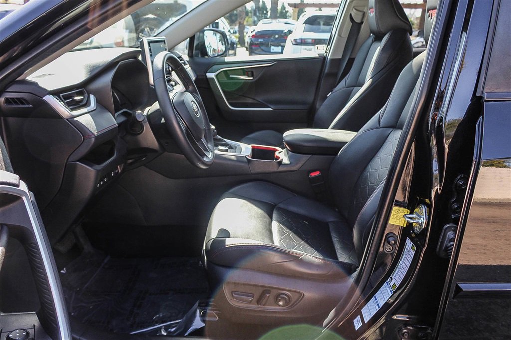 Used 2022 Toyota RAV4 TRD Off-Road w/ TRD Off-Road Weather Package image 17