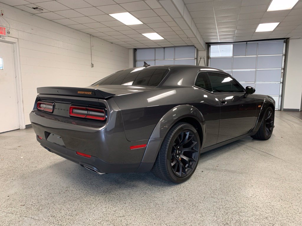 Used 2023 Dodge Challenger R/T Scat Pack RWD image 4