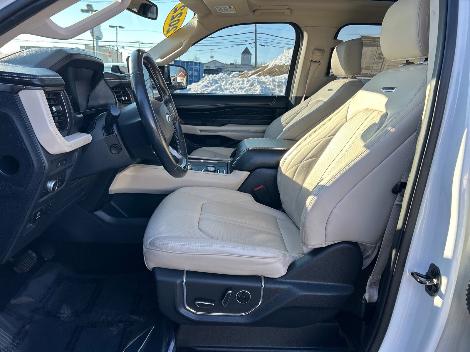 Certified 2022 Ford Expedition Platinum image 7