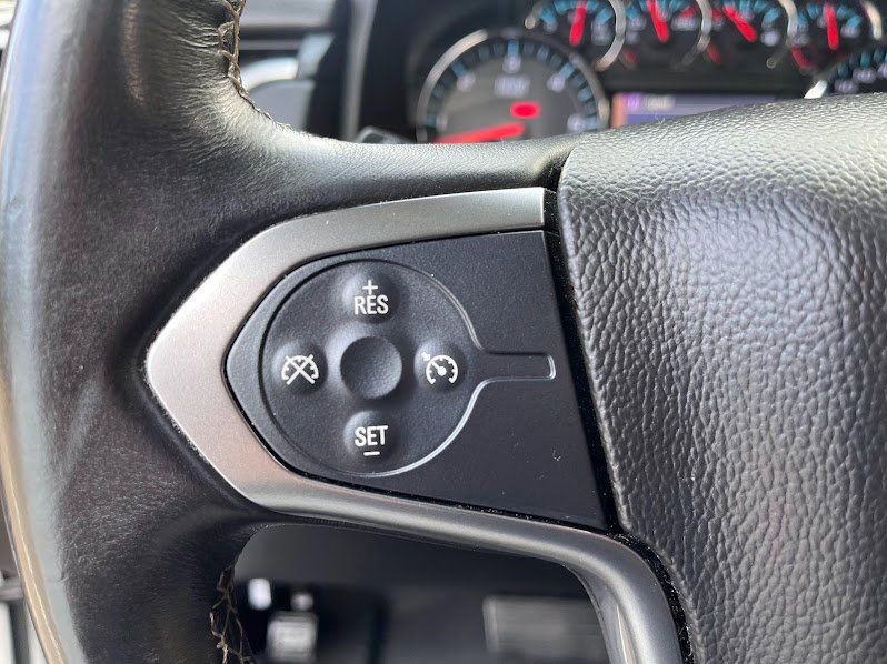 Used 2015 Chevrolet Suburban LS image 14