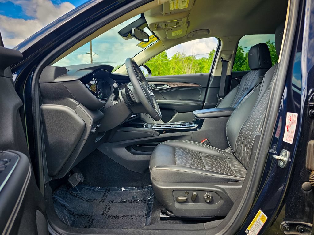 Used 2021 Buick Envision Avenir AWD/4WD image 15