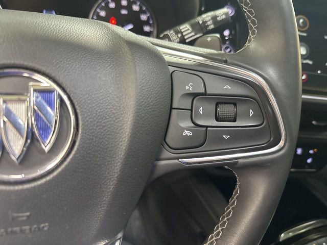 Used 2022 Buick Envision Essence w/ Safety Package image 18