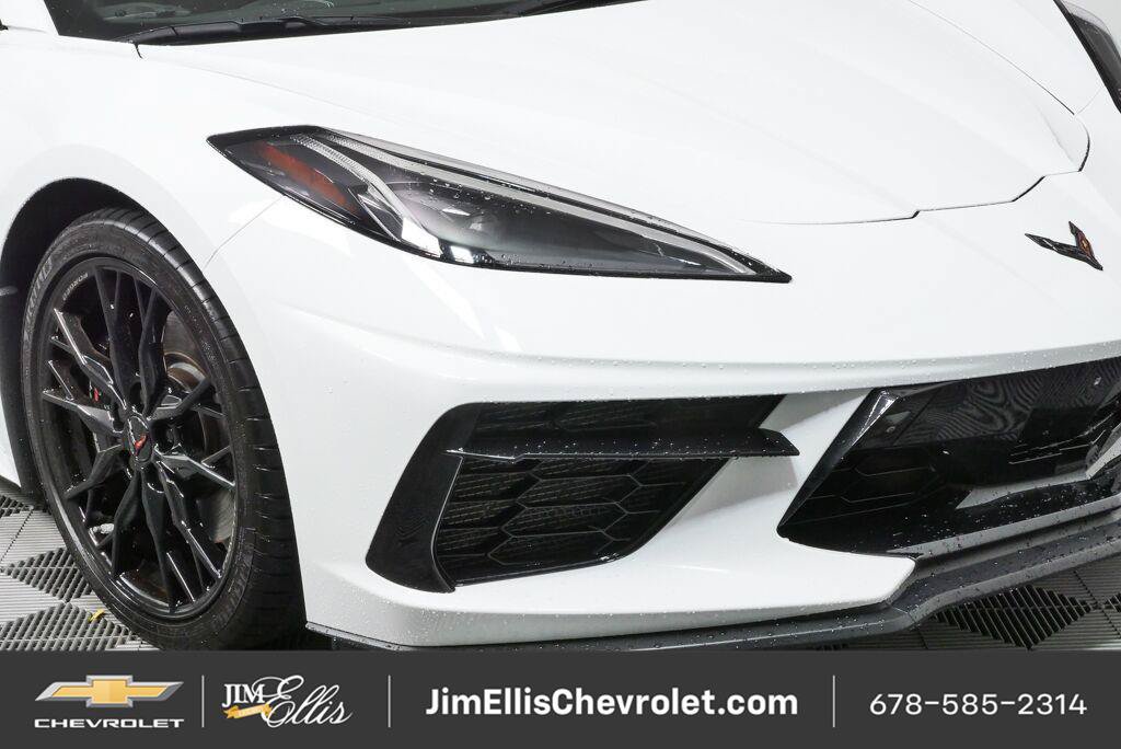 Used 2024 Chevrolet Corvette Stingray Preferred Cpe w/ Z51 Performance Package RWD image 38