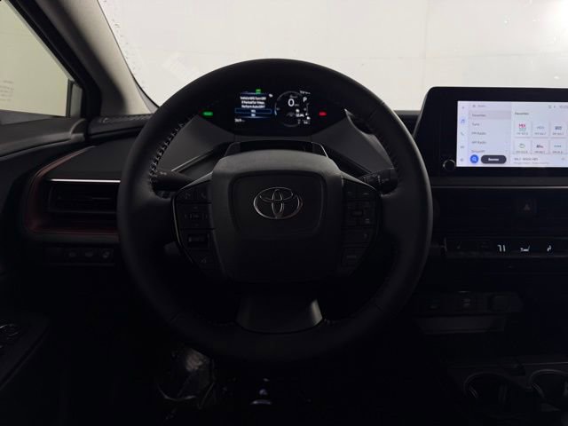 Used 2025 Toyota Prius Plug-In Hybrid image 19