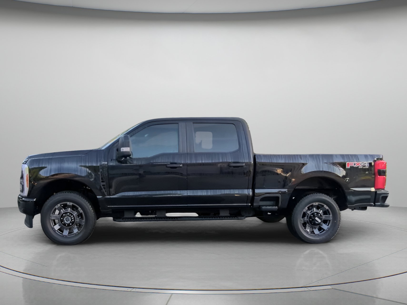 Certified 2024 Ford F250 XL w/ STX Appearance Package AWD/4WD image 16