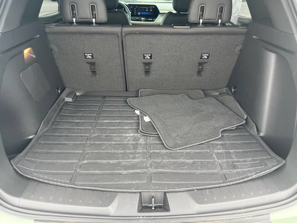 Used 2024 Chevrolet TrailBlazer ACTIV w/ Convenience Package AWD/4WD image 17