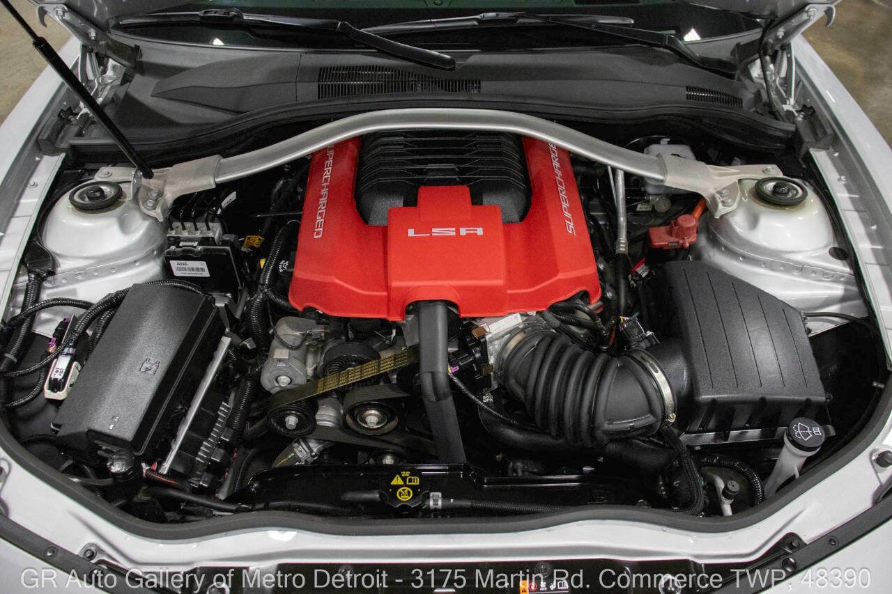 Used 2012 Chevrolet Camaro ZL1 image 19