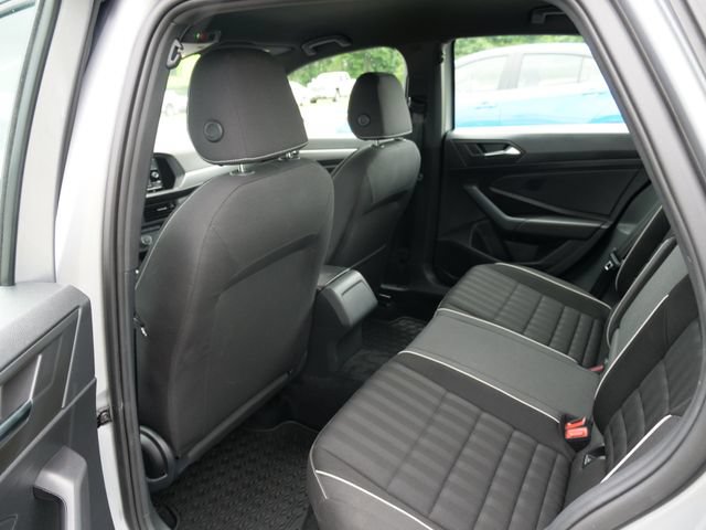 Used 2022 Volkswagen Jetta Sport FWD image 13