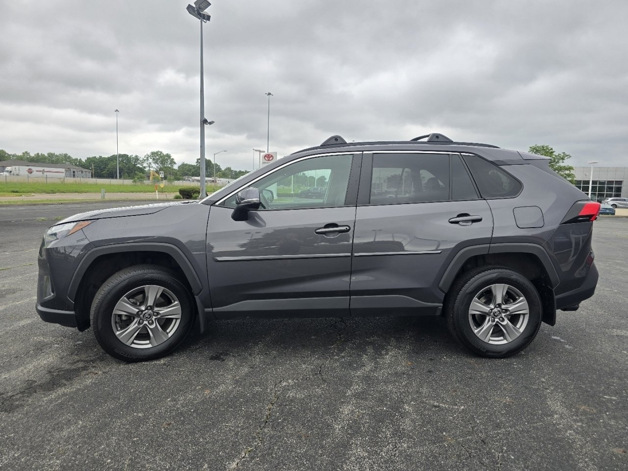Certified 2024 Toyota RAV4 XLE w/ Convenience Package AWD/4WD image 13