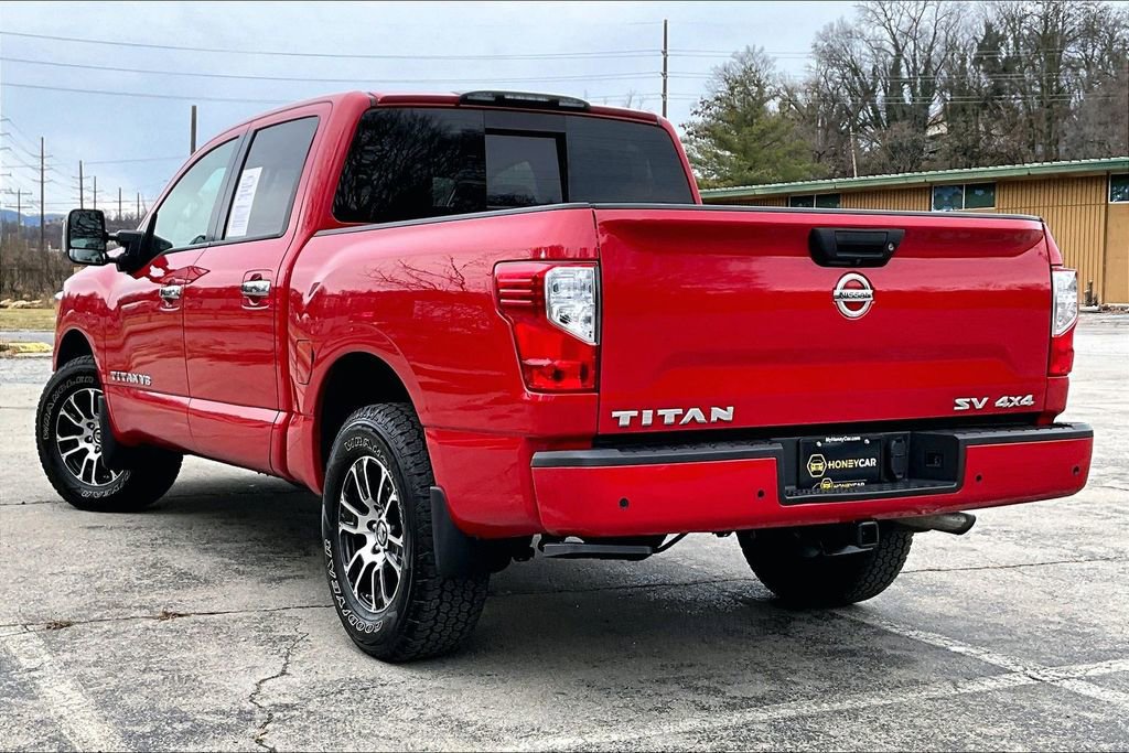 Used 2020 Nissan Titan SV w/ SV Convenience Package image 4