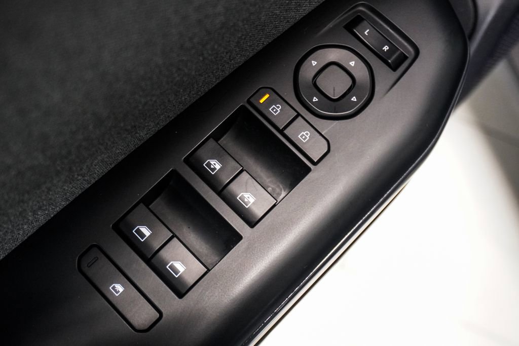 Used 2025 Kia K4 EX image 21