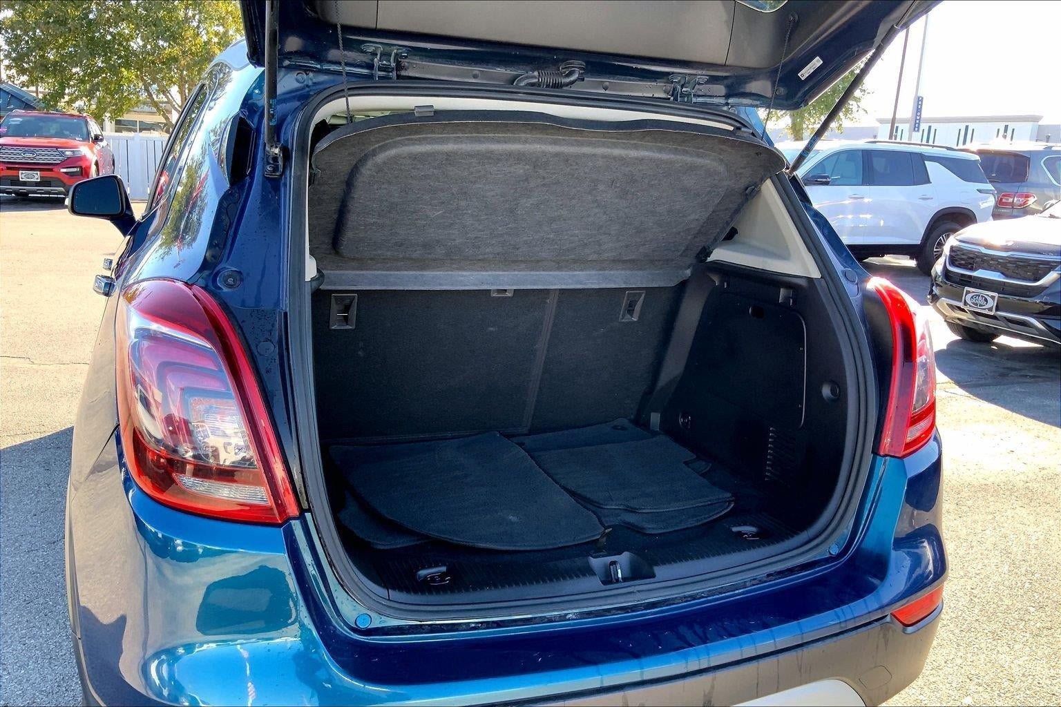 Used 2019 Buick Encore Preferred AWD/4WD image 4