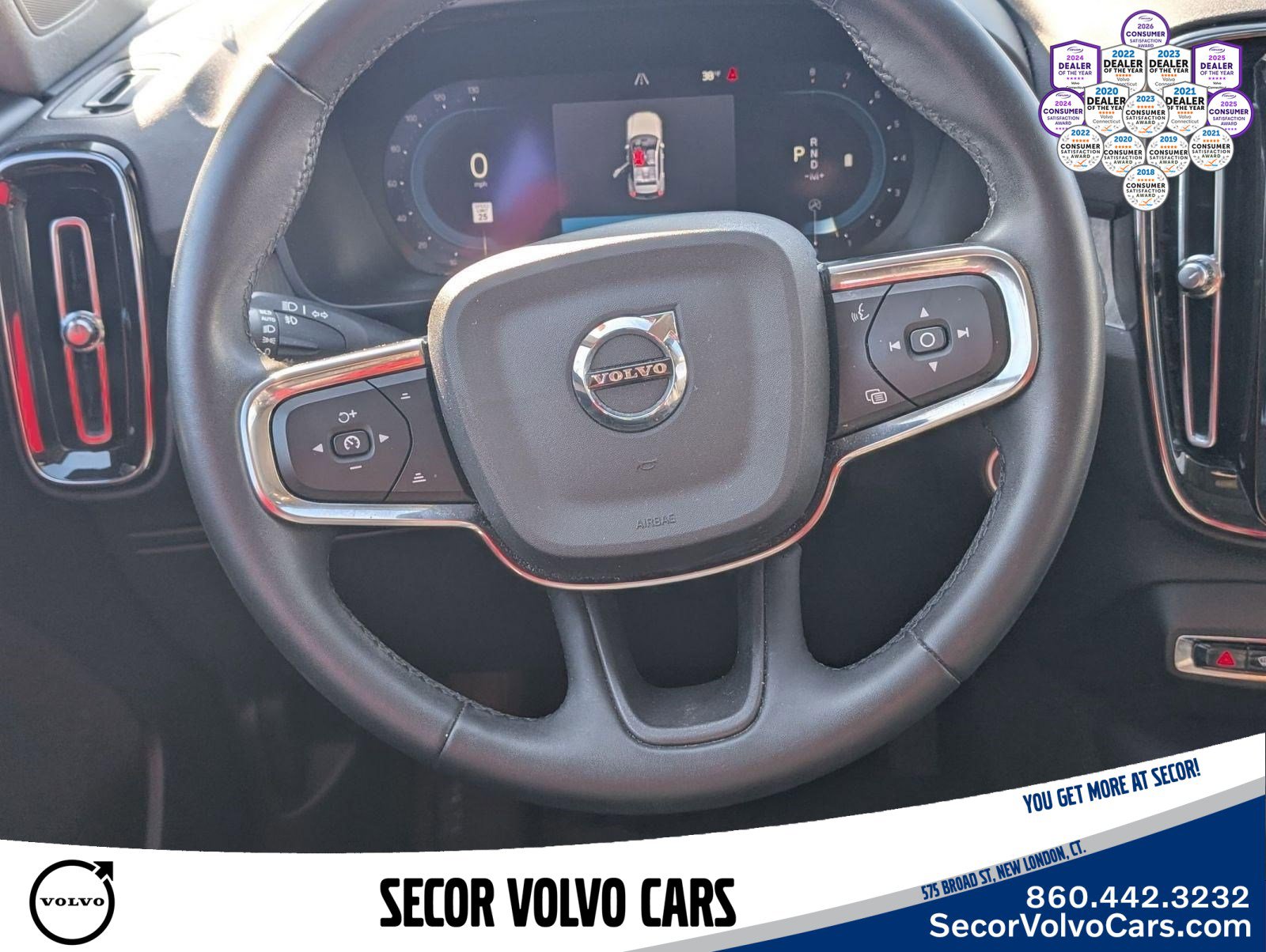 Used 2023 Volvo XC40 B5 Plus w/ Driver Assist Package AWD/4WD image 18