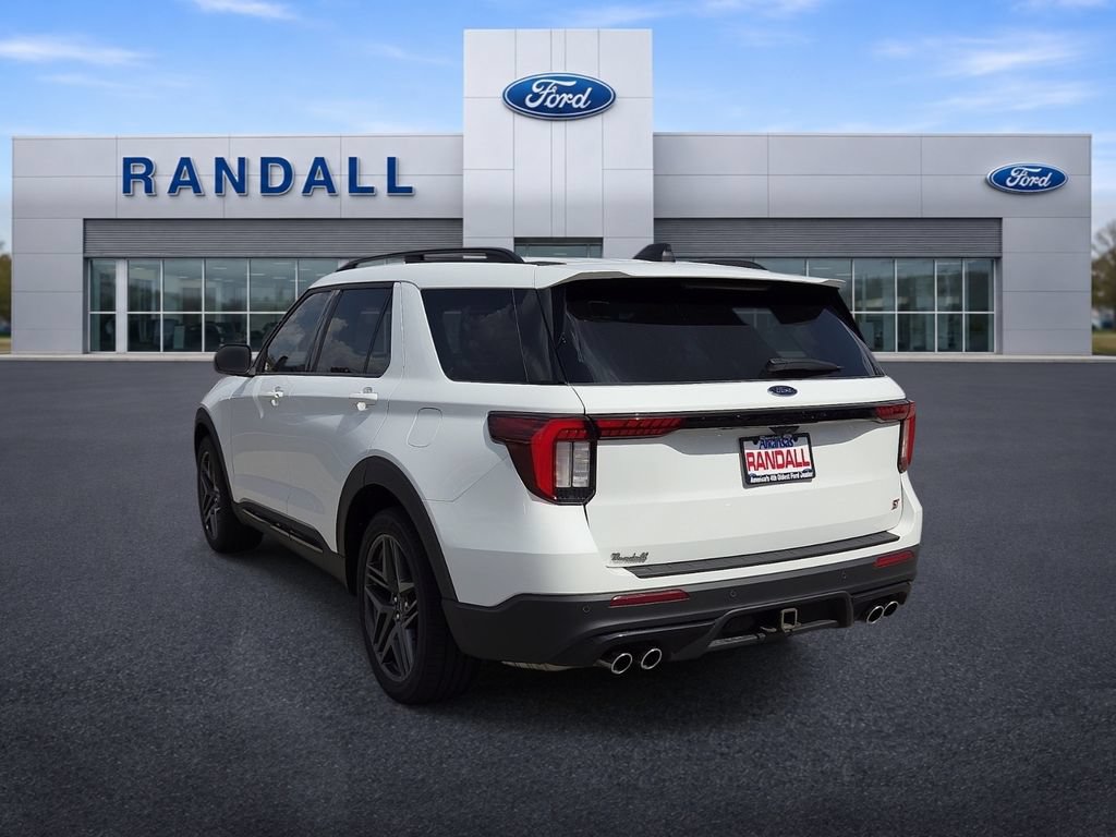 Used 2025 Ford Explorer ST AWD/4WD image 4