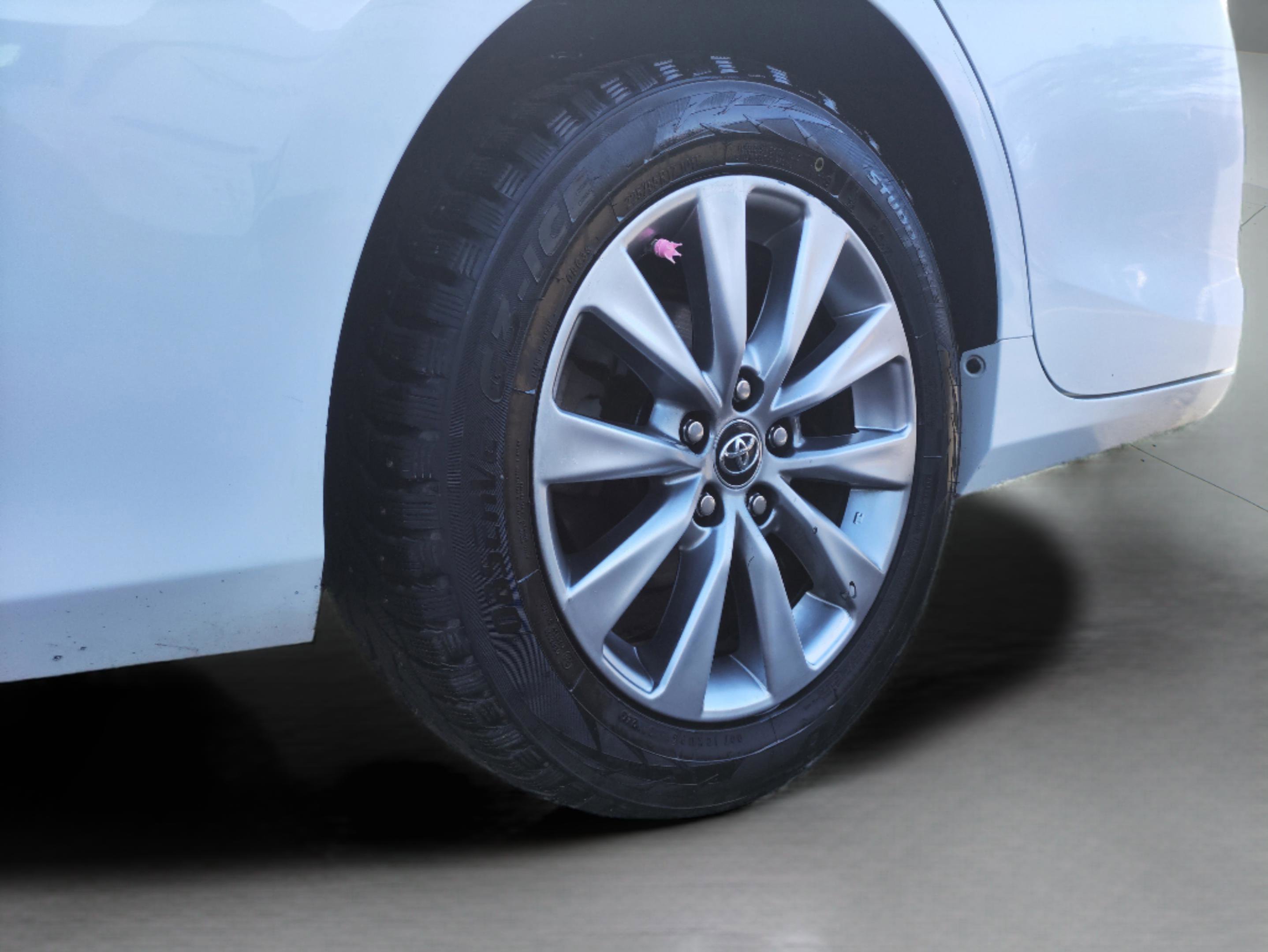 Used 2017 Toyota Camry XLE image 33