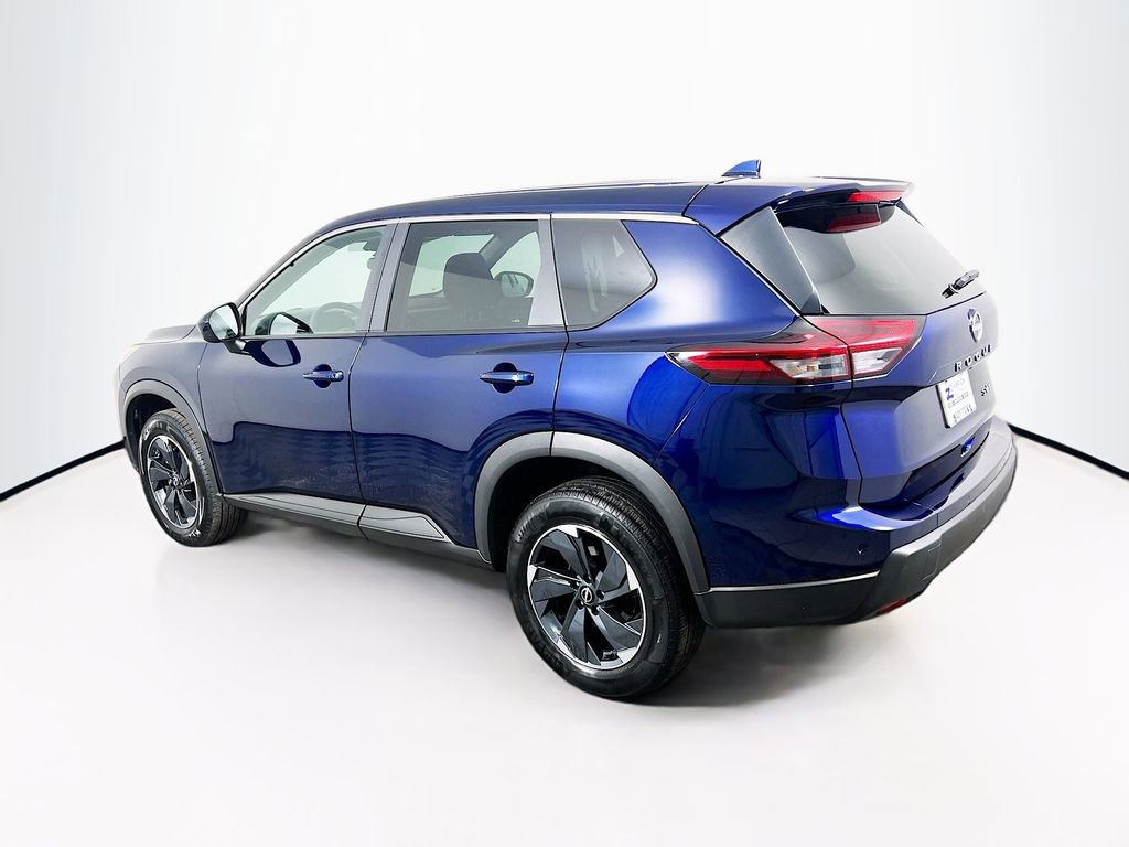 Used 2024 Nissan Rogue SV image 5