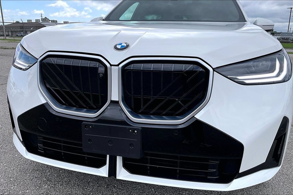 Used 2025 BMW X3 xDrive30i AWD/4WD image 38
