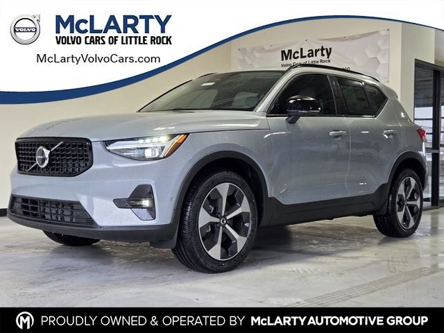 New 2026 Volvo XC40 B5 Plus w/ Protection Package Premier AWD/4WD 360° Tour