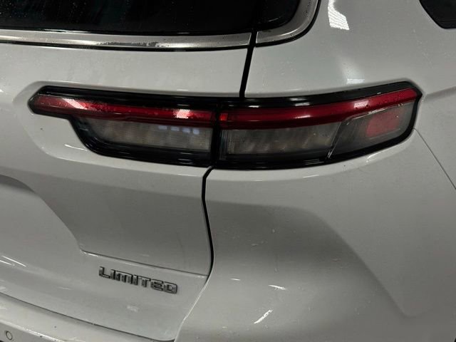 Used 2023 Jeep Grand Cherokee L Limited image 6