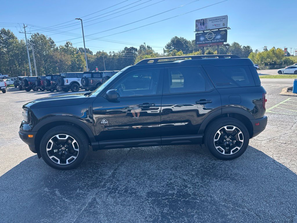 Used 2023 Ford Bronco Sport Outer Banks w/ Tech Package AWD/4WD image 6