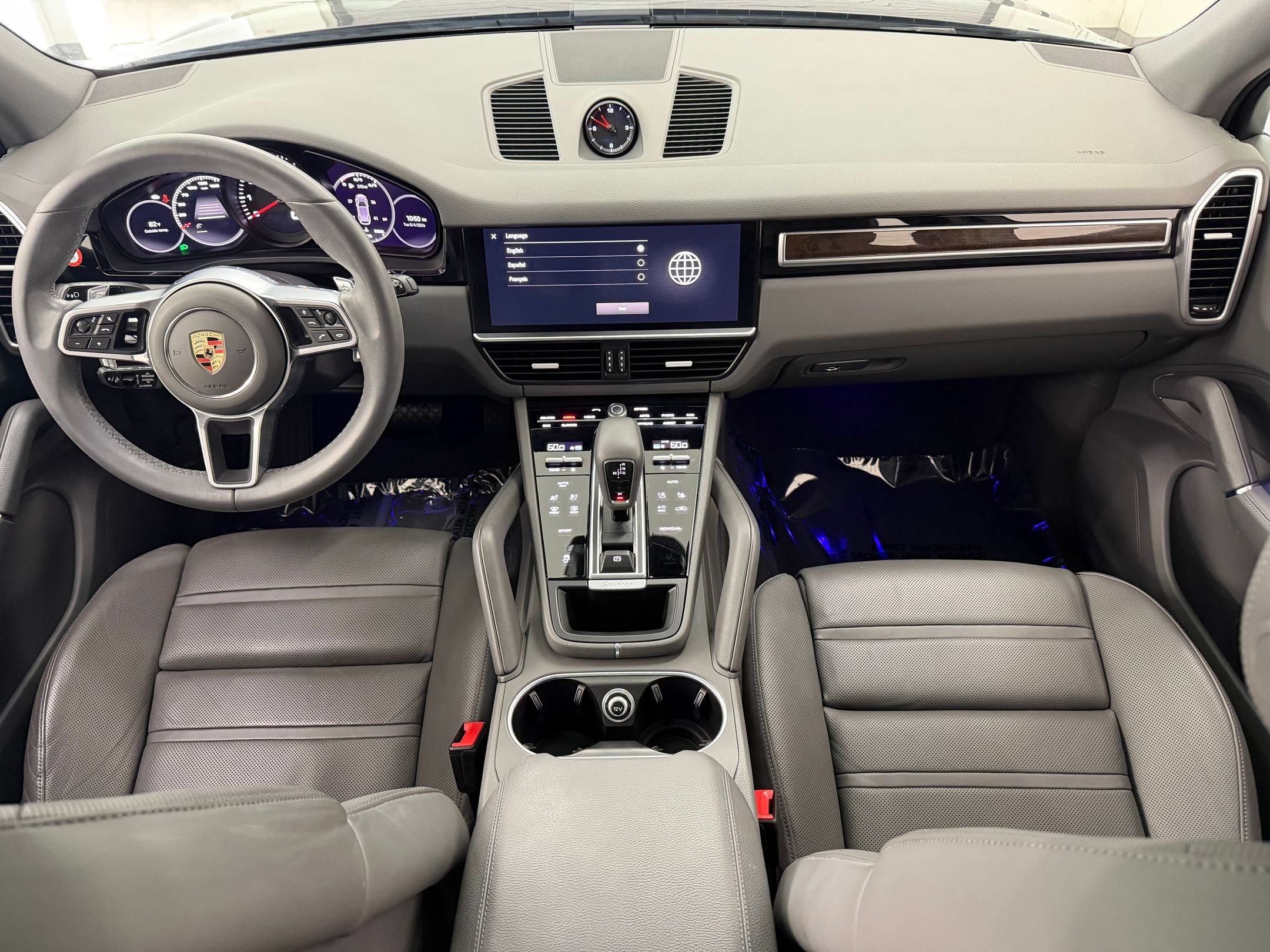 Certified 2023 Porsche Cayenne AWD/4WD image 17