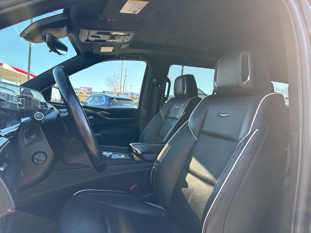 Used 2024 Cadillac Escalade Sport image 16