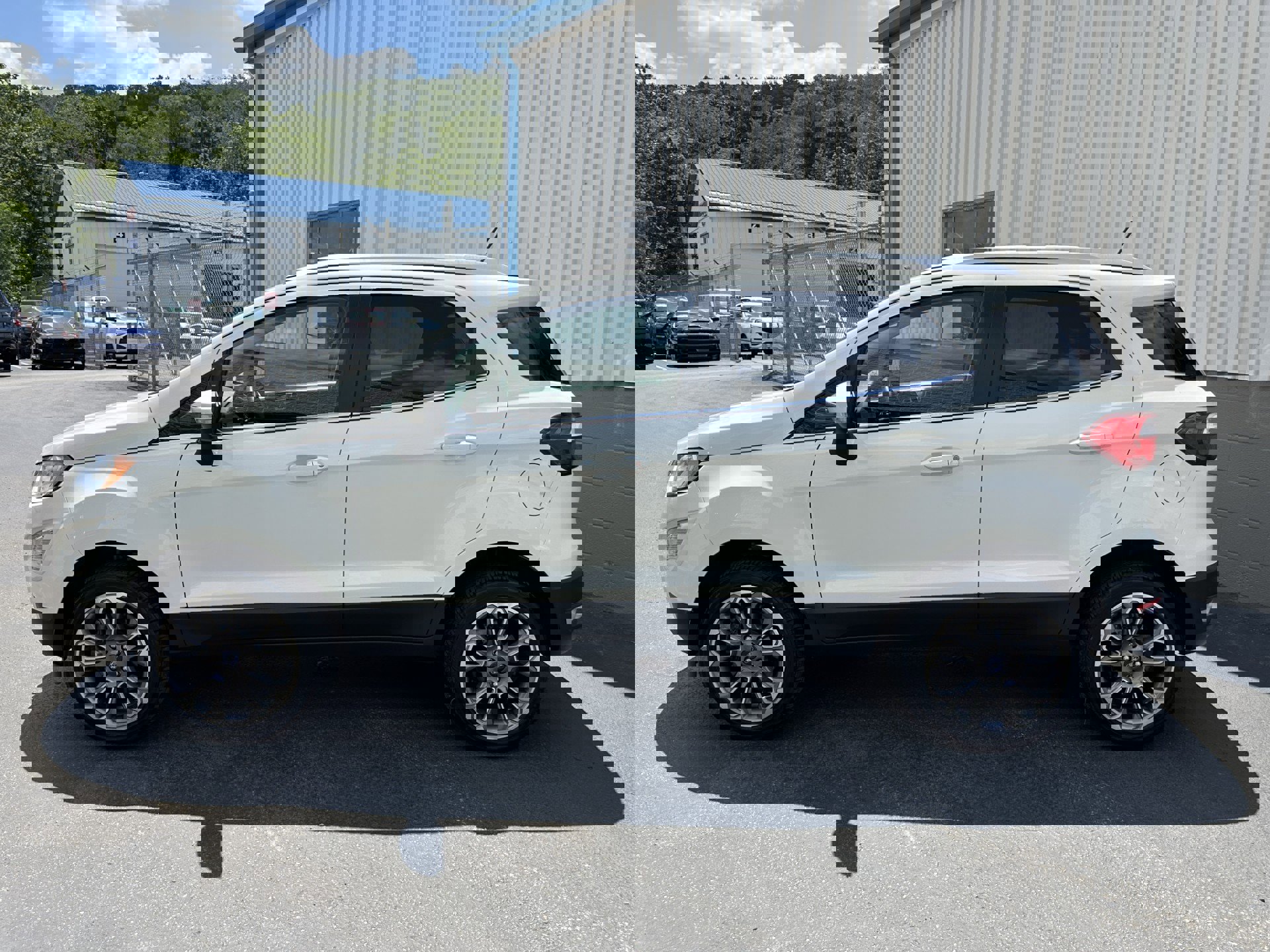Certified 2021 Ford EcoSport Titanium image 4