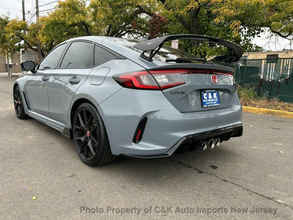 Used 2023 Honda Civic Type R image 14