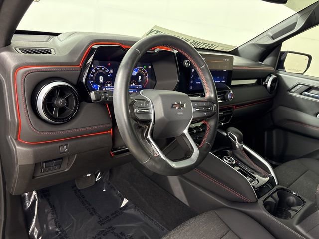 Used 2024 Chevrolet Colorado Z71 w/ Z71 Convenience Package 2 image 25