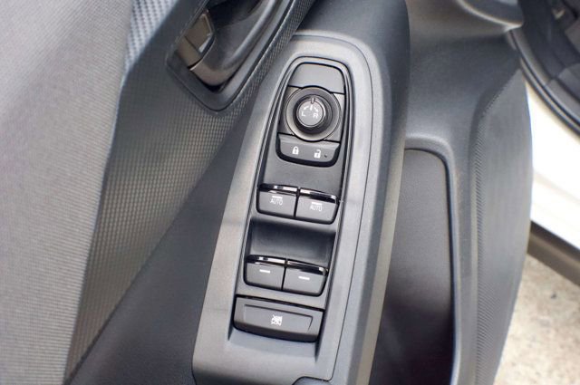 Used 2025 Subaru Crosstrek 2.0i Premium AWD/4WD image 38