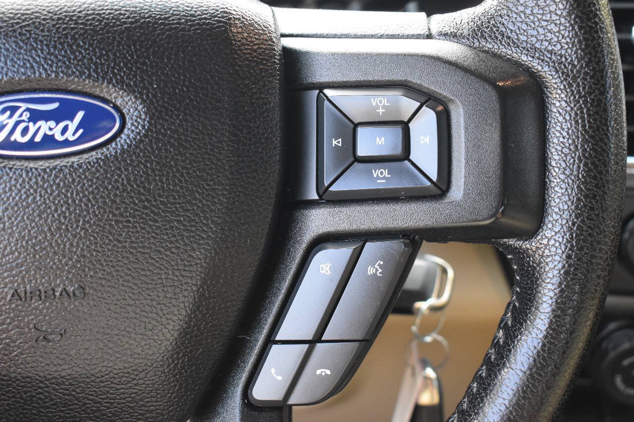 Used 2016 Ford F150 XLT w/ Equipment Group 302A Luxury AWD/4WD image 21