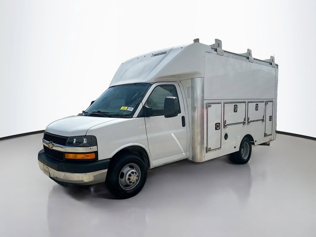 Used 2016 Chevrolet Express 3500 image 3